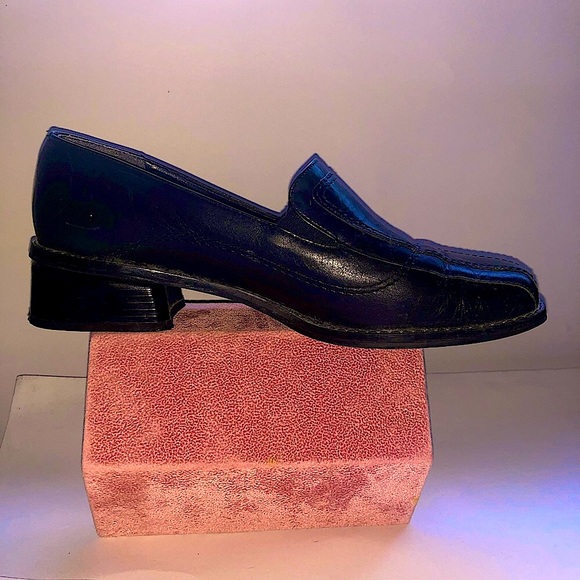 Women’s Italien Leather 90’s style Shoes - Picture 2 of 12